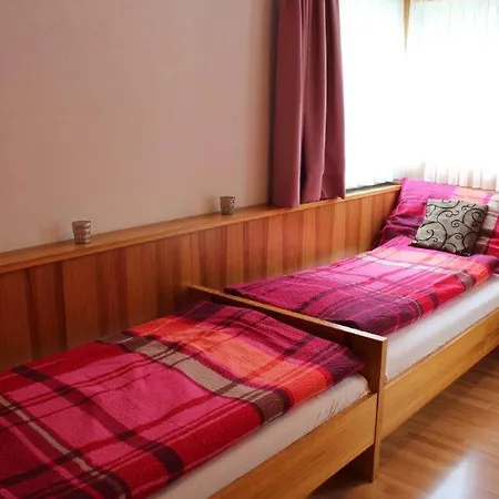 Haus Sprecher * سامنون